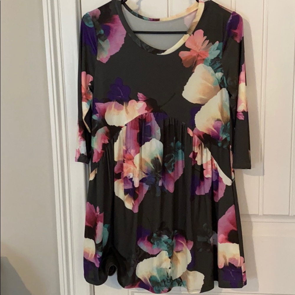 Gray tunic